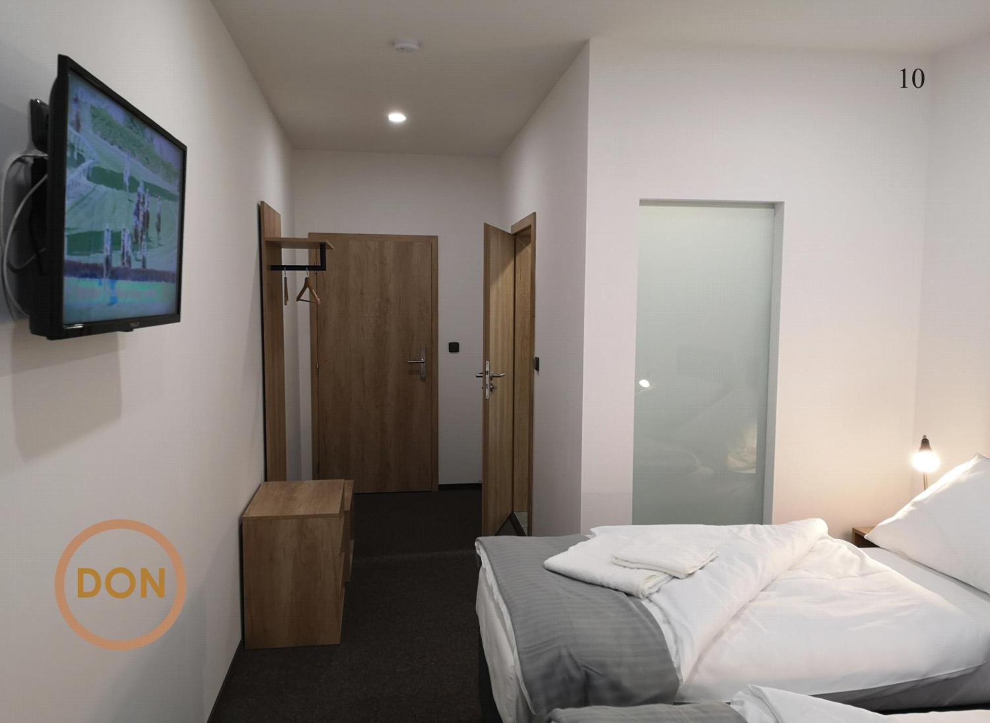 Penzion Don Trebic Ngoại thất bức ảnh